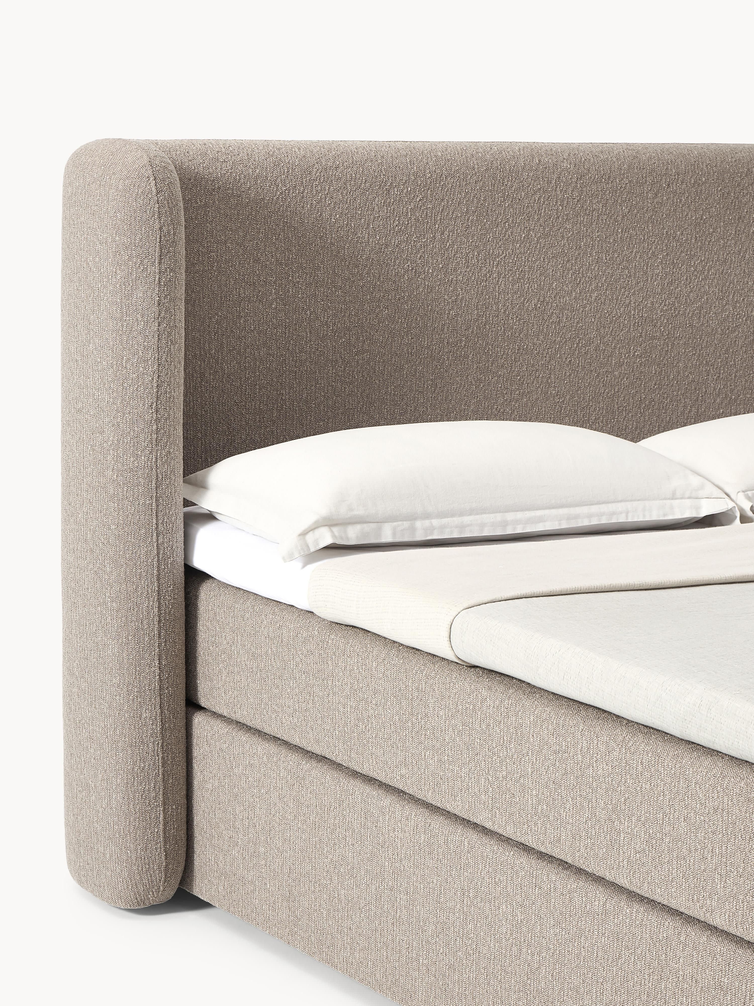 Bouclé boxspring bed Perla