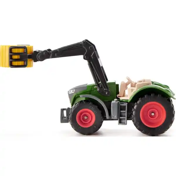 1539 Super - Fendt mit Ballenzange