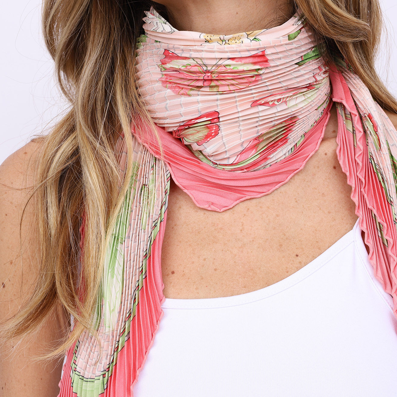 Hermès Foulard 140 en Soie rose/vert Etat: Très bon état - 140x70 cm