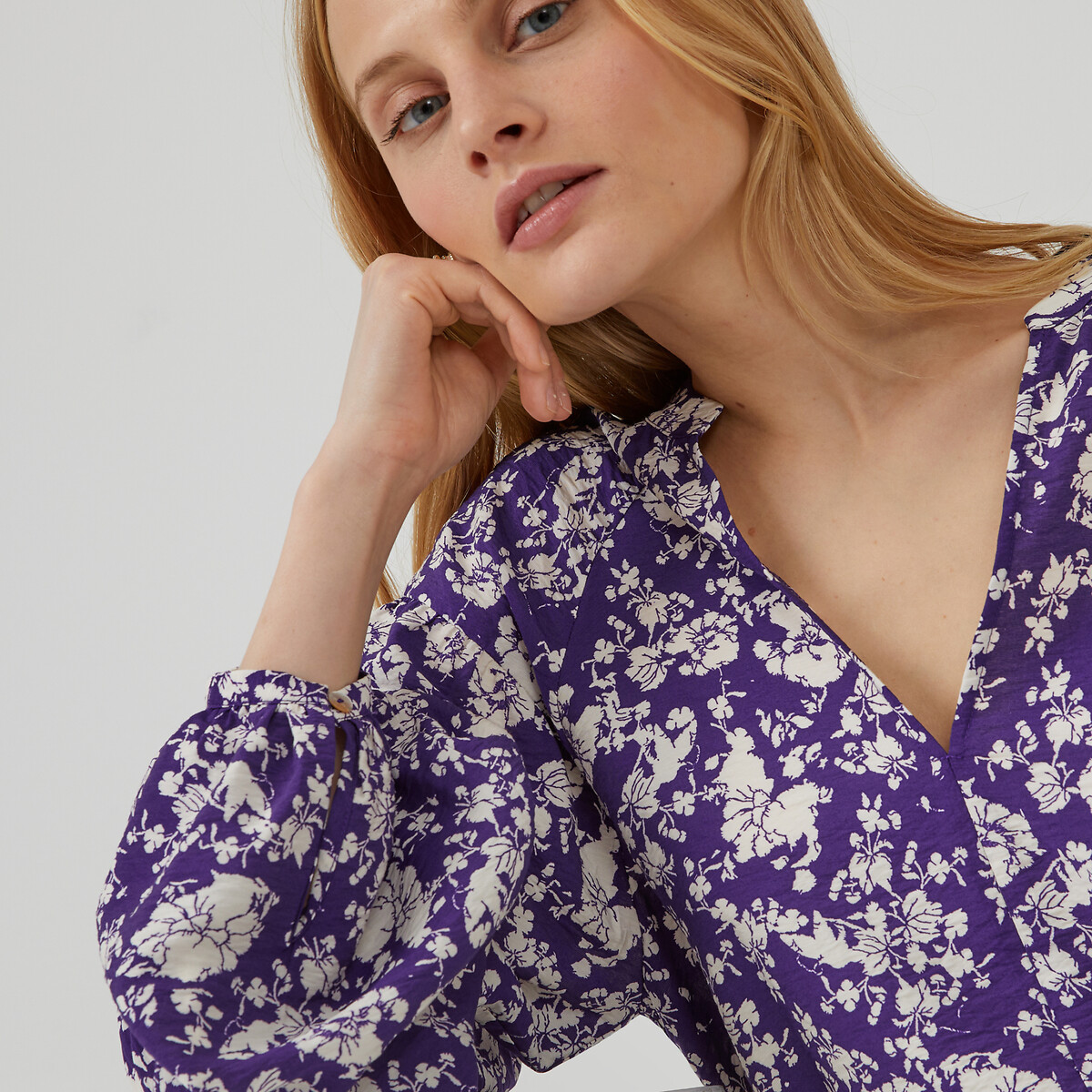 COLEÇÃO LA REDOUTE<br>Blusa solta com decote em V e mangas compridas