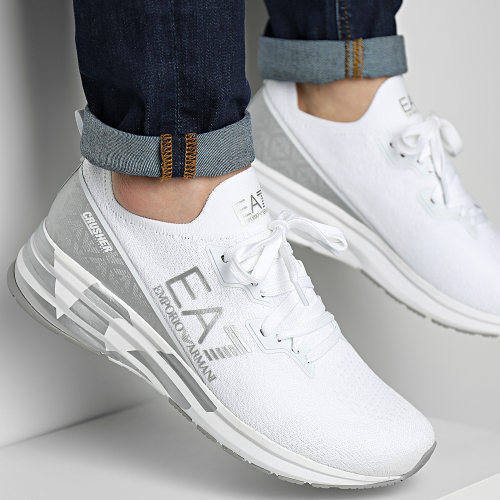 Baskets X8X095 XK240 White Light Silver