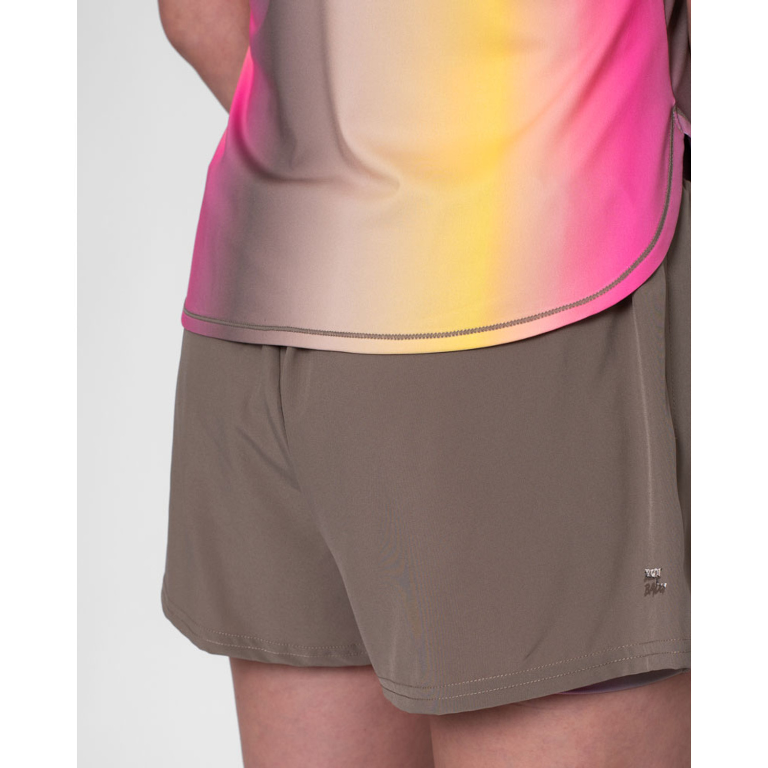 Bidi Badu Spectrum Tank