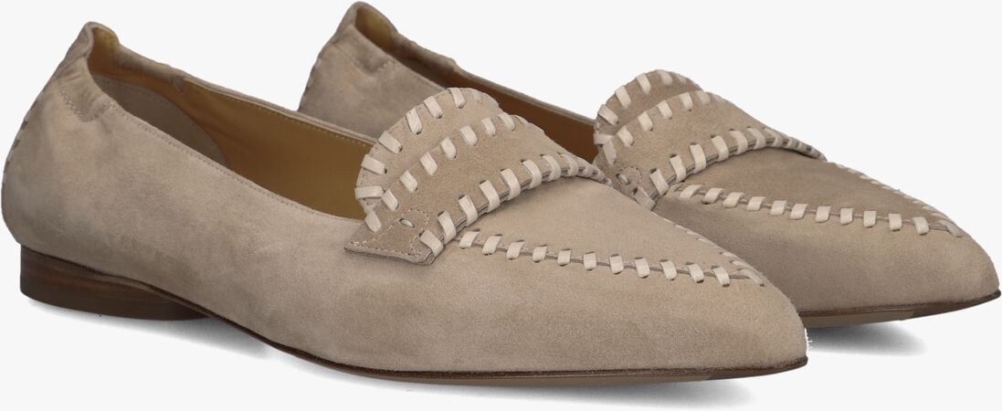 beige truman's instappers 4344
