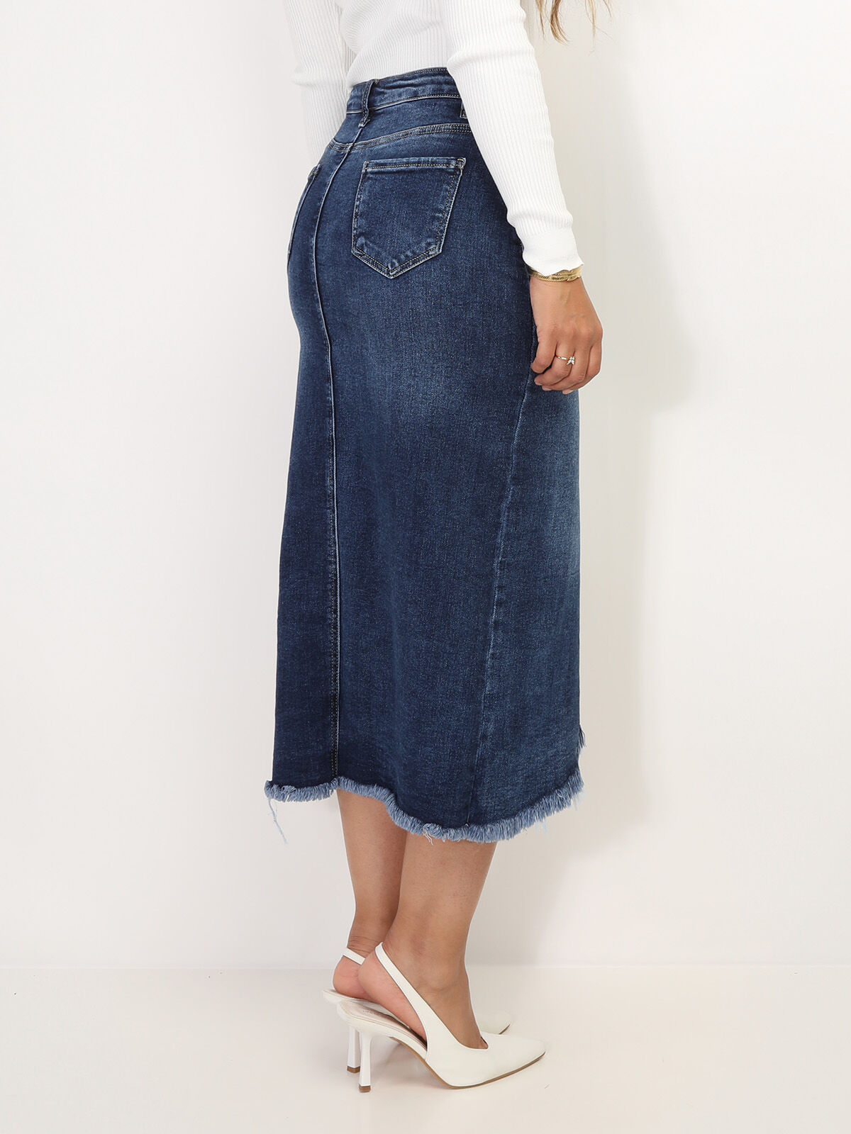 Jupe en denim fendue et effilochée- Bleu