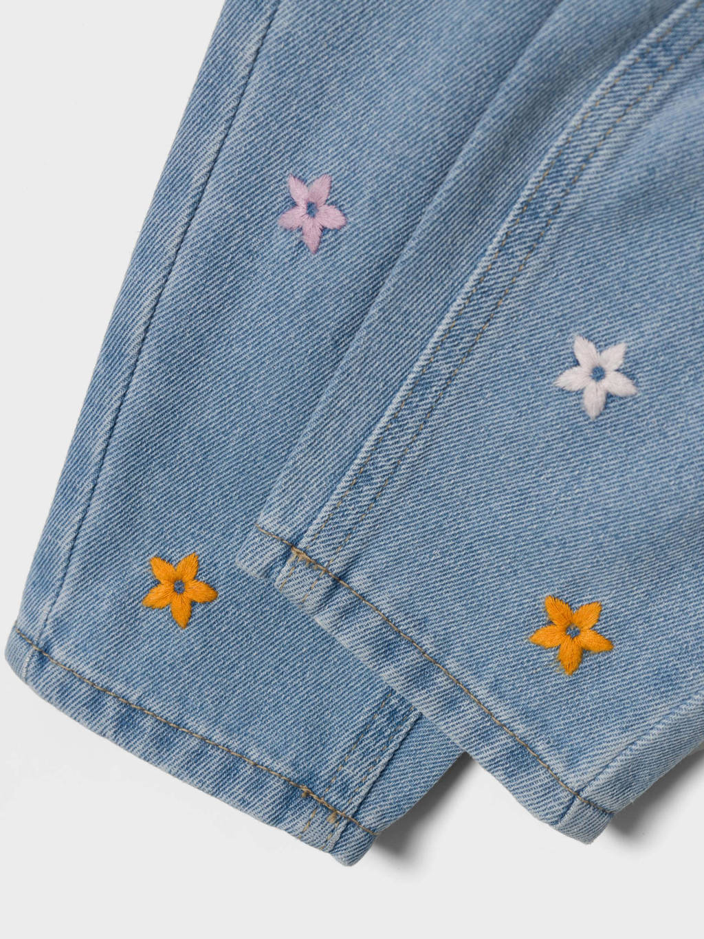 NAME IT gebloemde mom jeans NMFBELLA light blue denim
