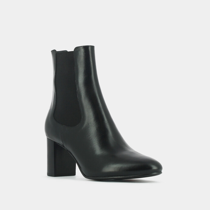 Bottines à talons et bouts pointus  en cuir noir