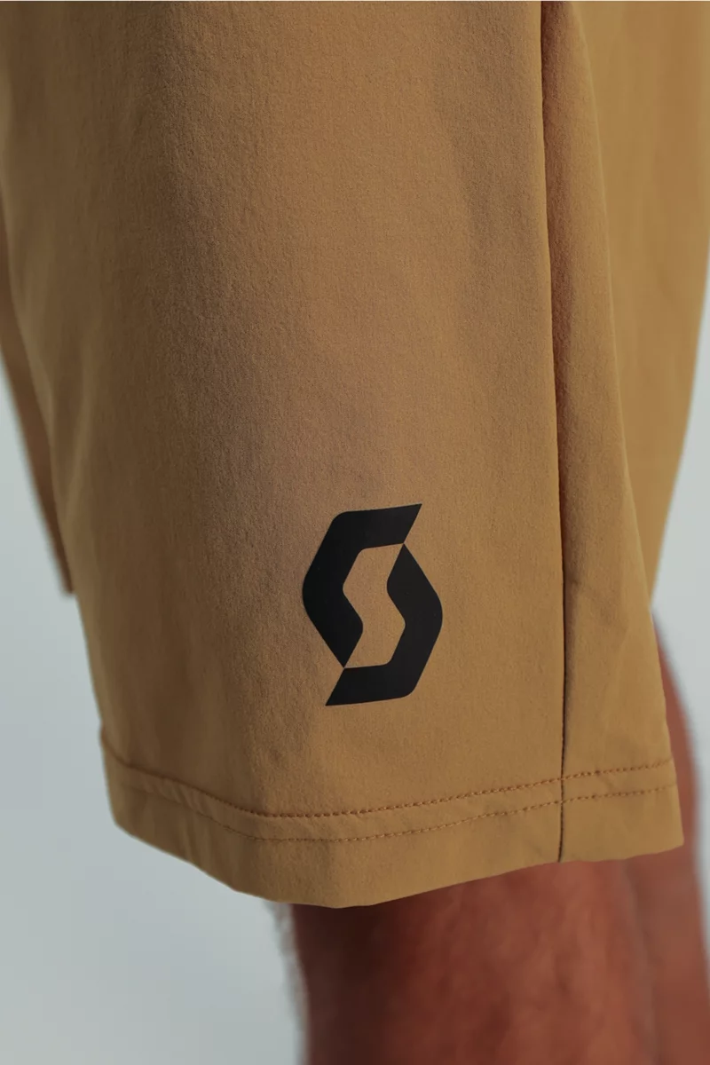 SCOTT Trail Flow + Herren Bikeshort