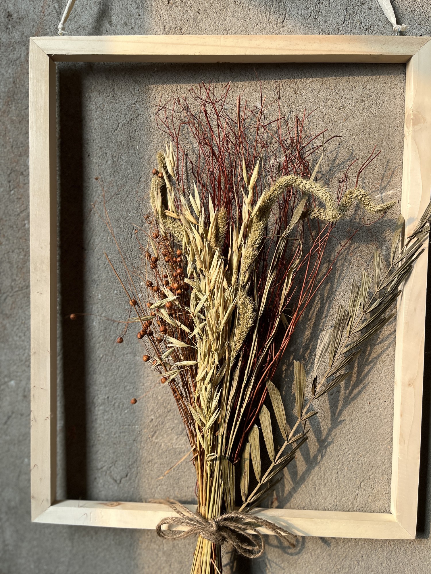 Gräser & Beeren in Holzrahmen, H 50 cm, B 40 cm von fischer's lagerhaus