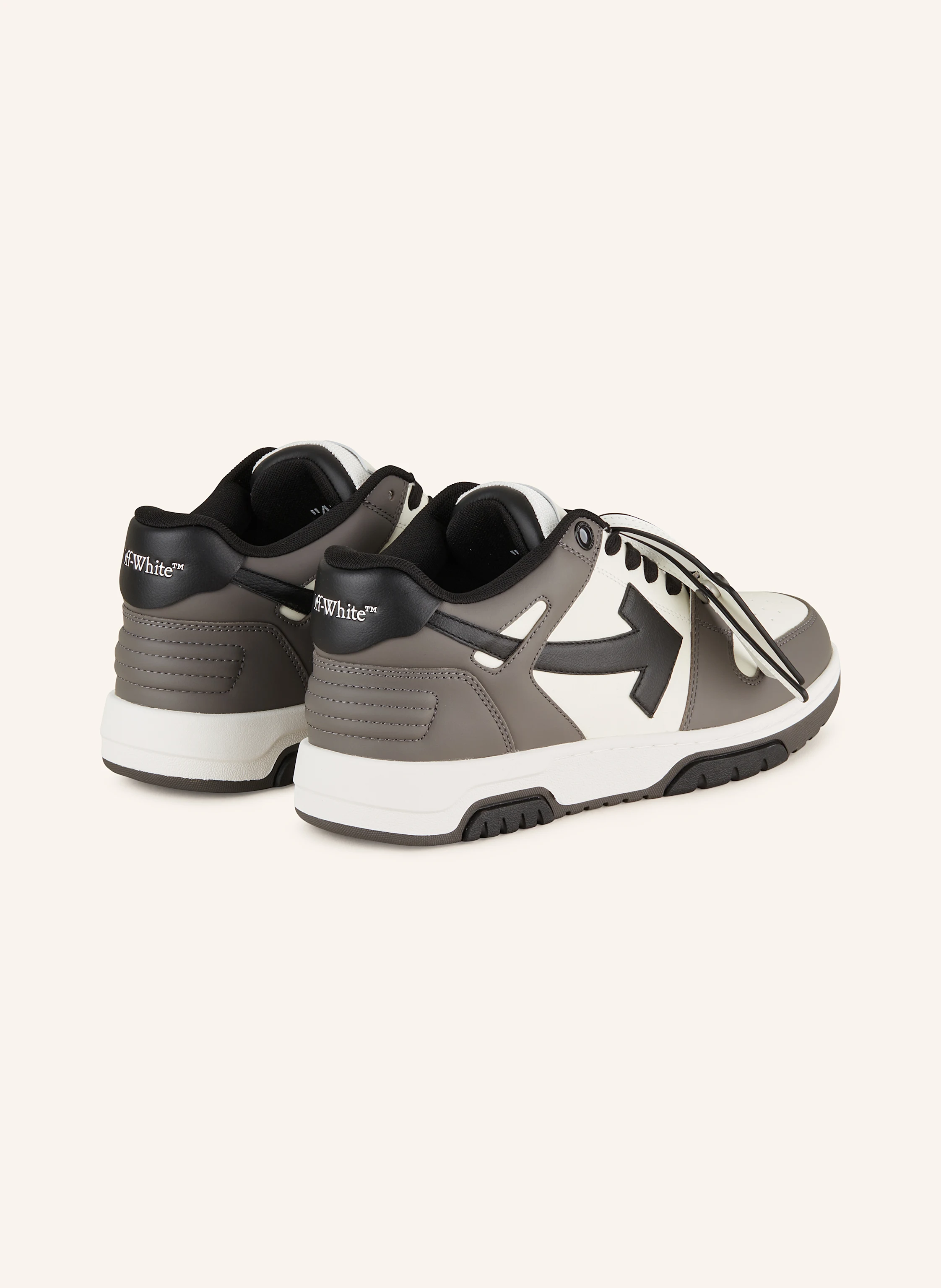Off-White Sneaker OUT OF OFFICE