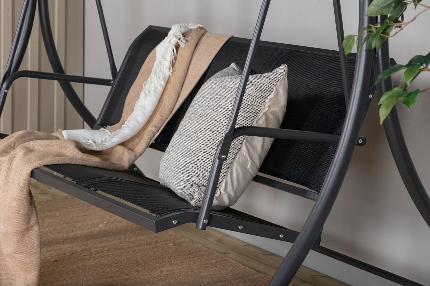 Montreal hangende tuinbank voor 3 personen, zwart. 204 x 130 x 163 cm