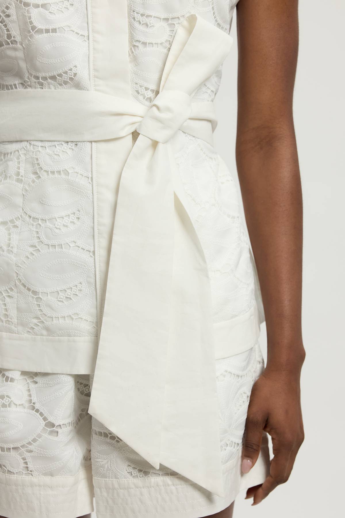 KarenMillen Haut Tissé En Coton Avec Détails Ajourés Et Nœud
