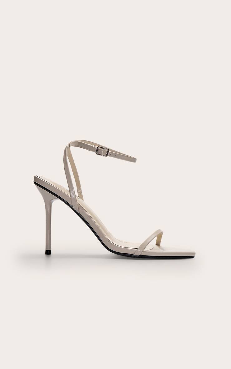 Crème Sandales Minimalistes À Bout Rond Et Talon Fin