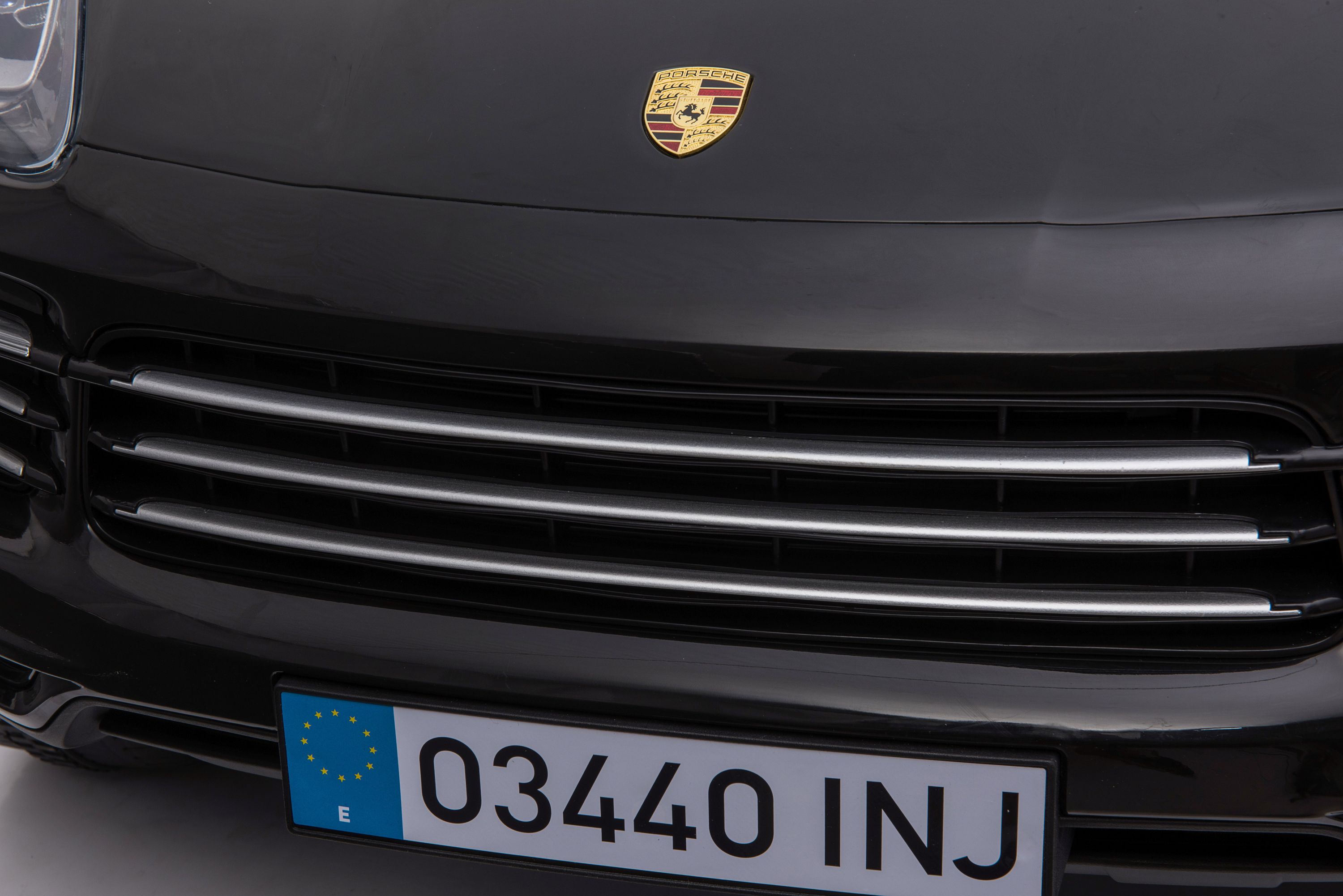 Elektroauto Kinder Porsche Cayenne schwarz