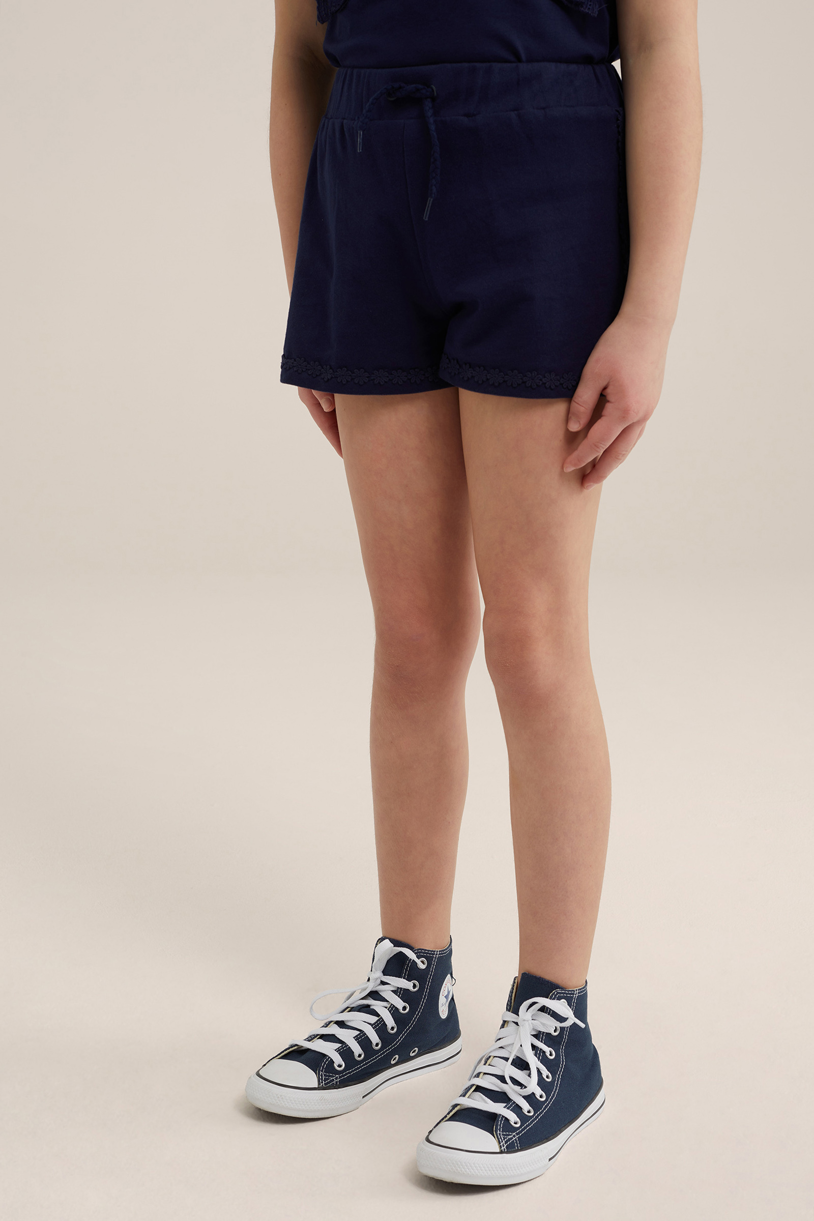 Meisjes sweatshort met embroidery WE Fashion Marineblauw