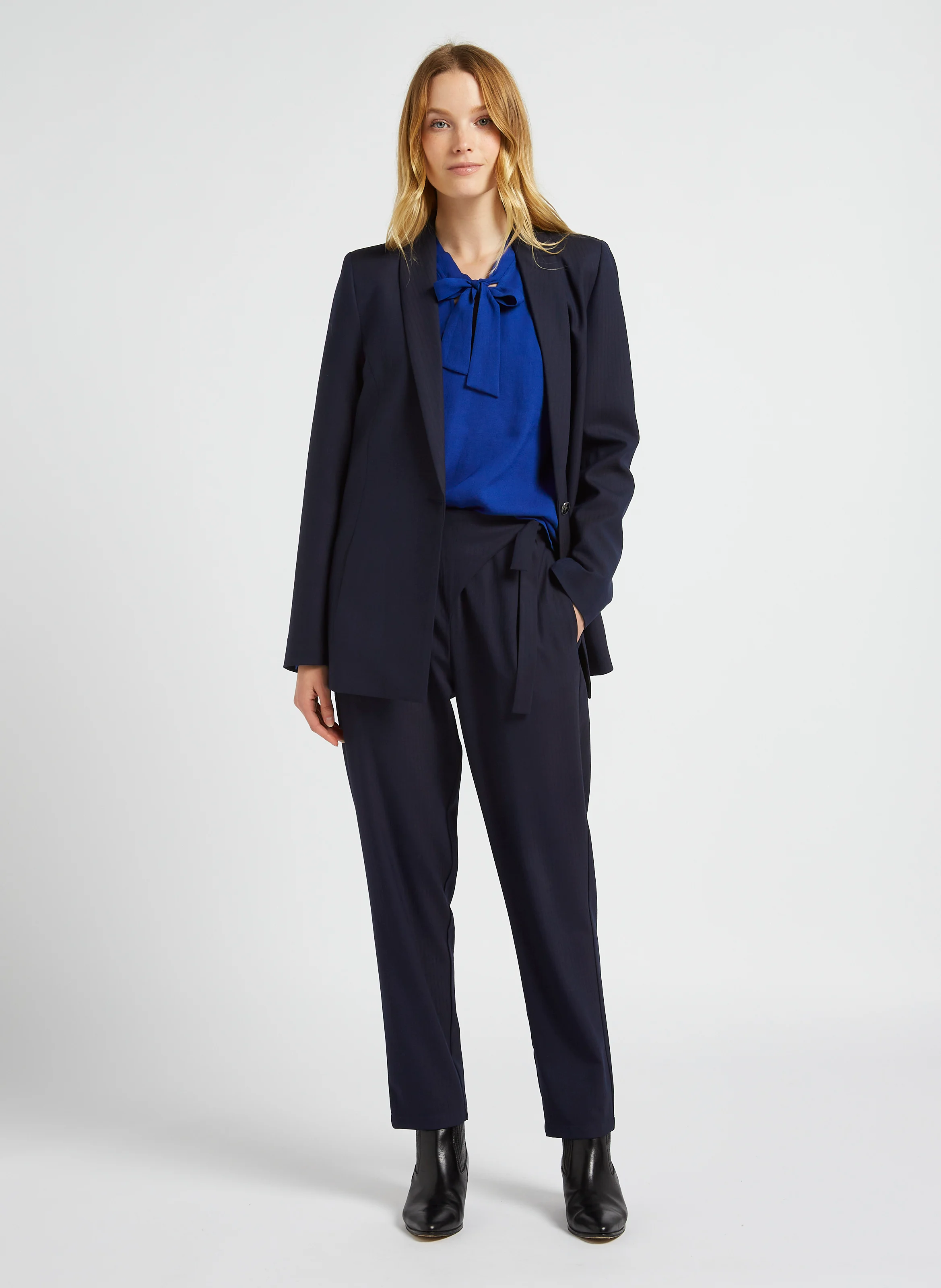 PASSY - Pantalon cigarette texturé| Bleu