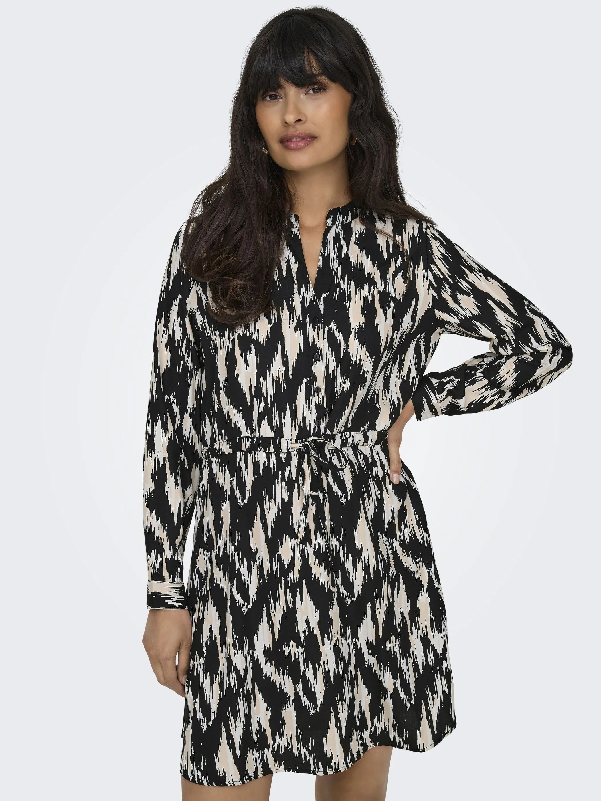 Only ONLCORY L/S V-NECK TU Kleid