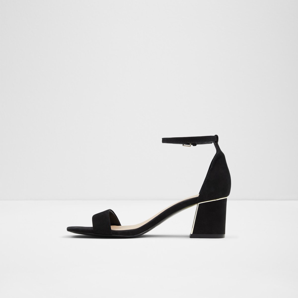 Kedeaviel Black Women Heeled sandals