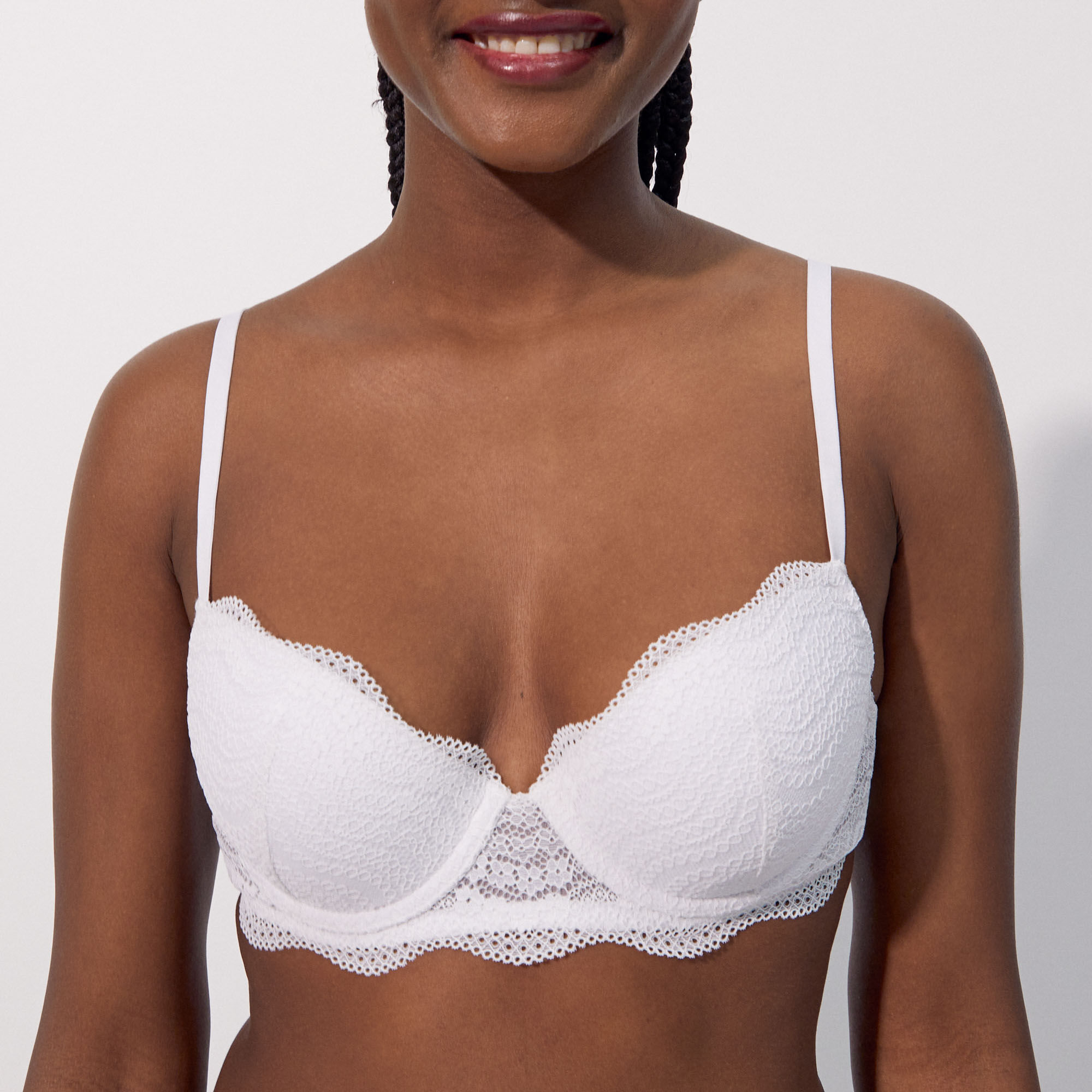 Soutien-gorge ampliforme en dentelle