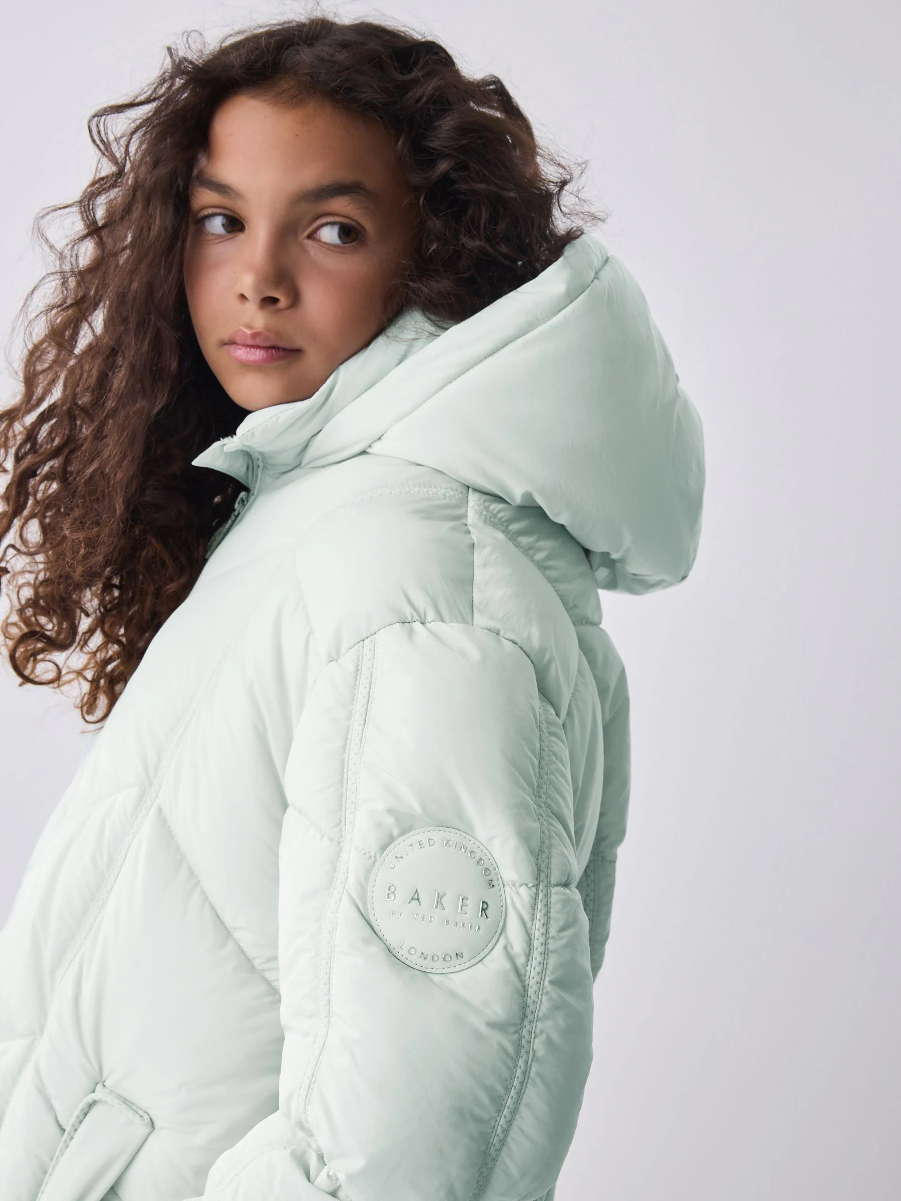 Mintgroen - Baker by Ted Baker - Regenbestendige gewatteerde jas met strikzak en V-vormige print