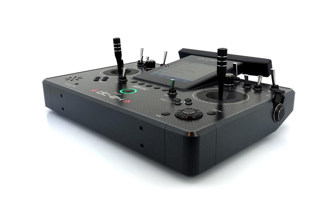 Fernsteuerung DC-24 II Carbon Line Grau<br>Professioneller 2.4 GHz Duplex Pultsender