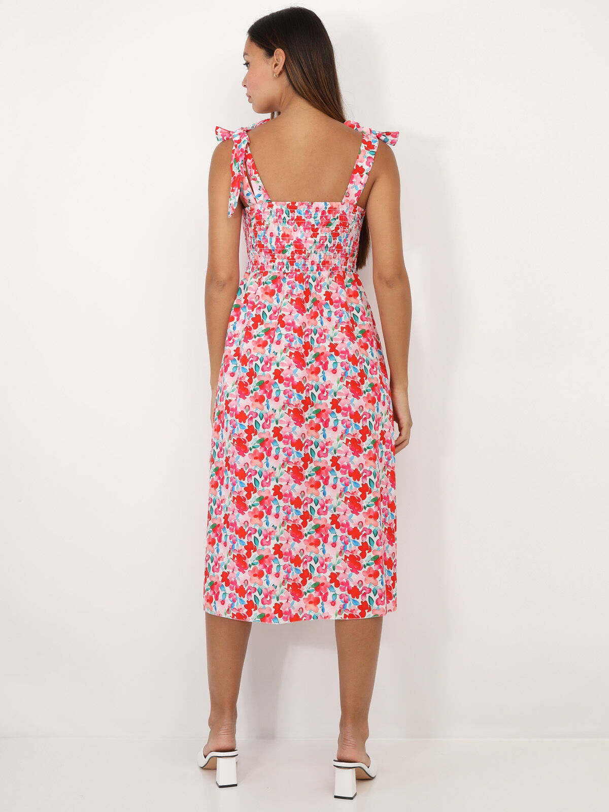 Robe fleurie fendue et nouée aux épaules- Rouge