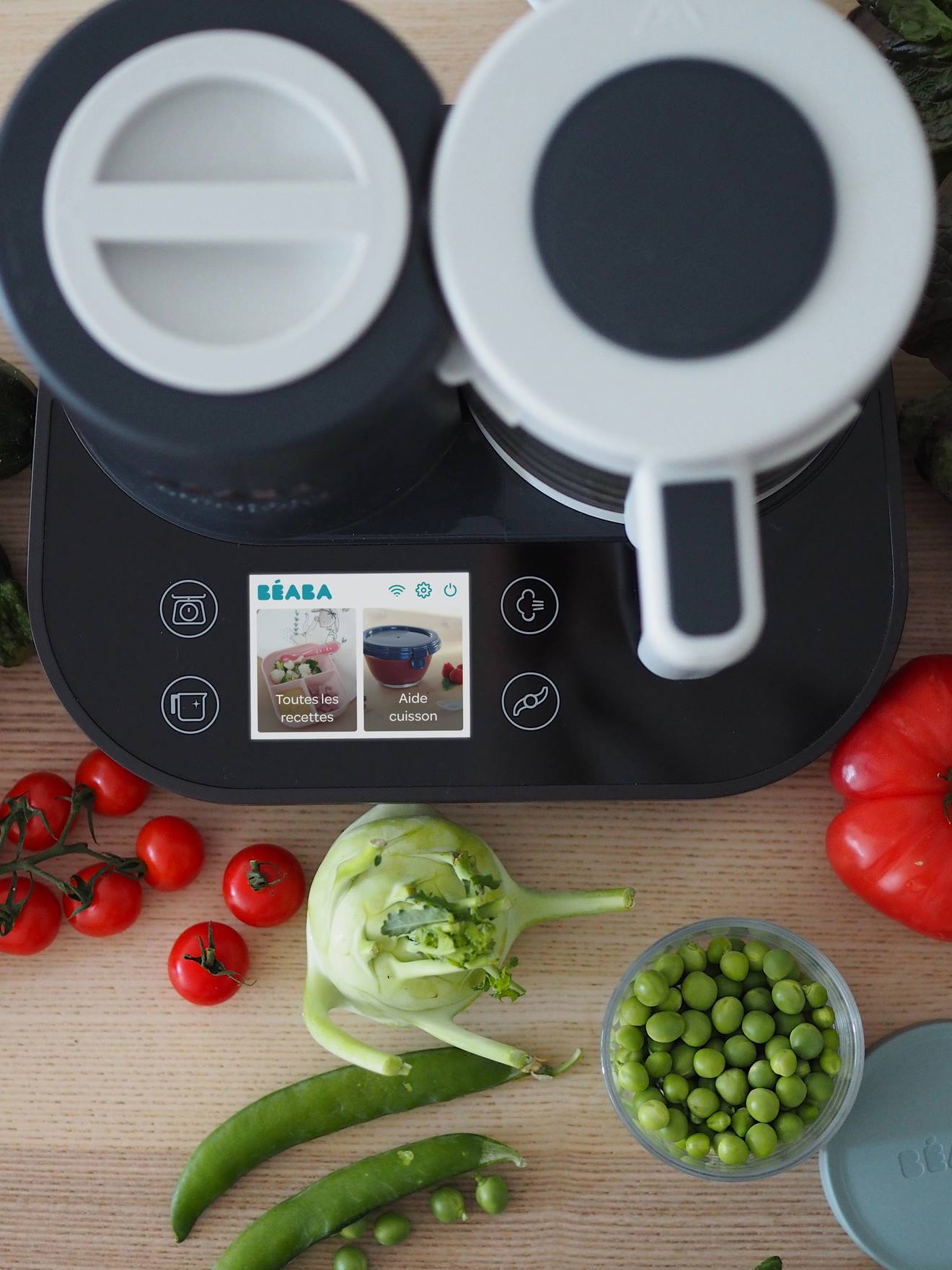 Processador de alimentos online BEABA Babycook Smart, cinza claro liso com padrões.