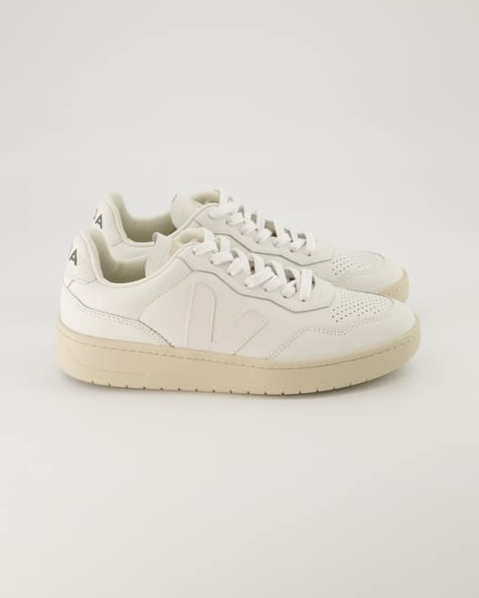 Veja V_90 O.T. Leather Sneaker in Weiß