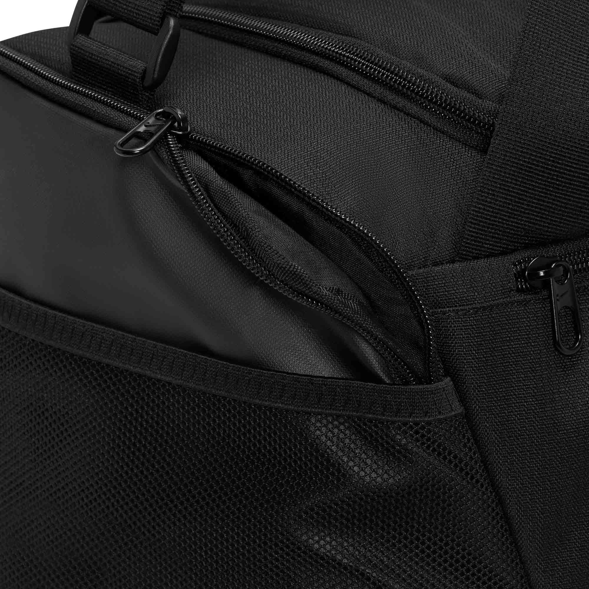 Brasilia Training Duffel Bag - 41L 010/Black/Black/White