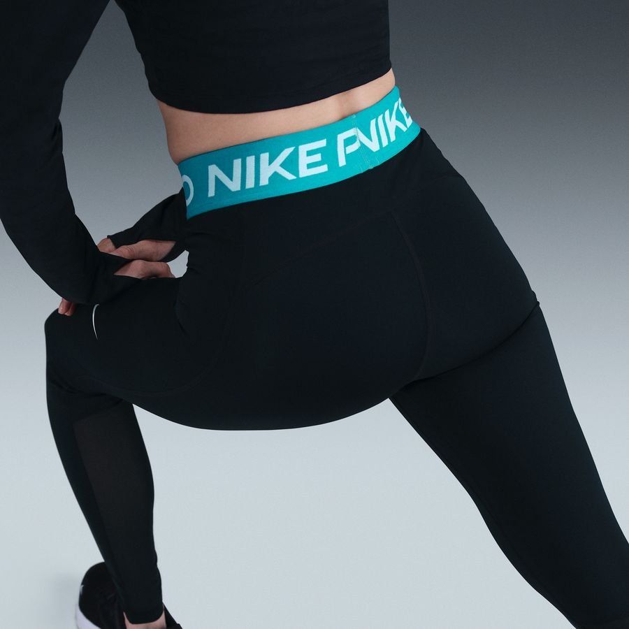 Nike Pro