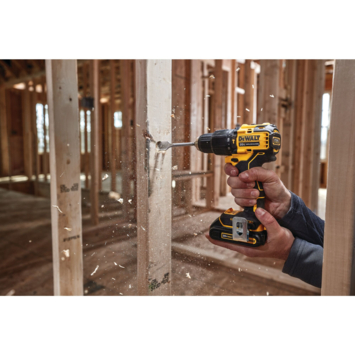 DeWalt 18V XR klopboormachine brushless DCD709D2T-QW incl. 2 accu's 1.5Ah + lader