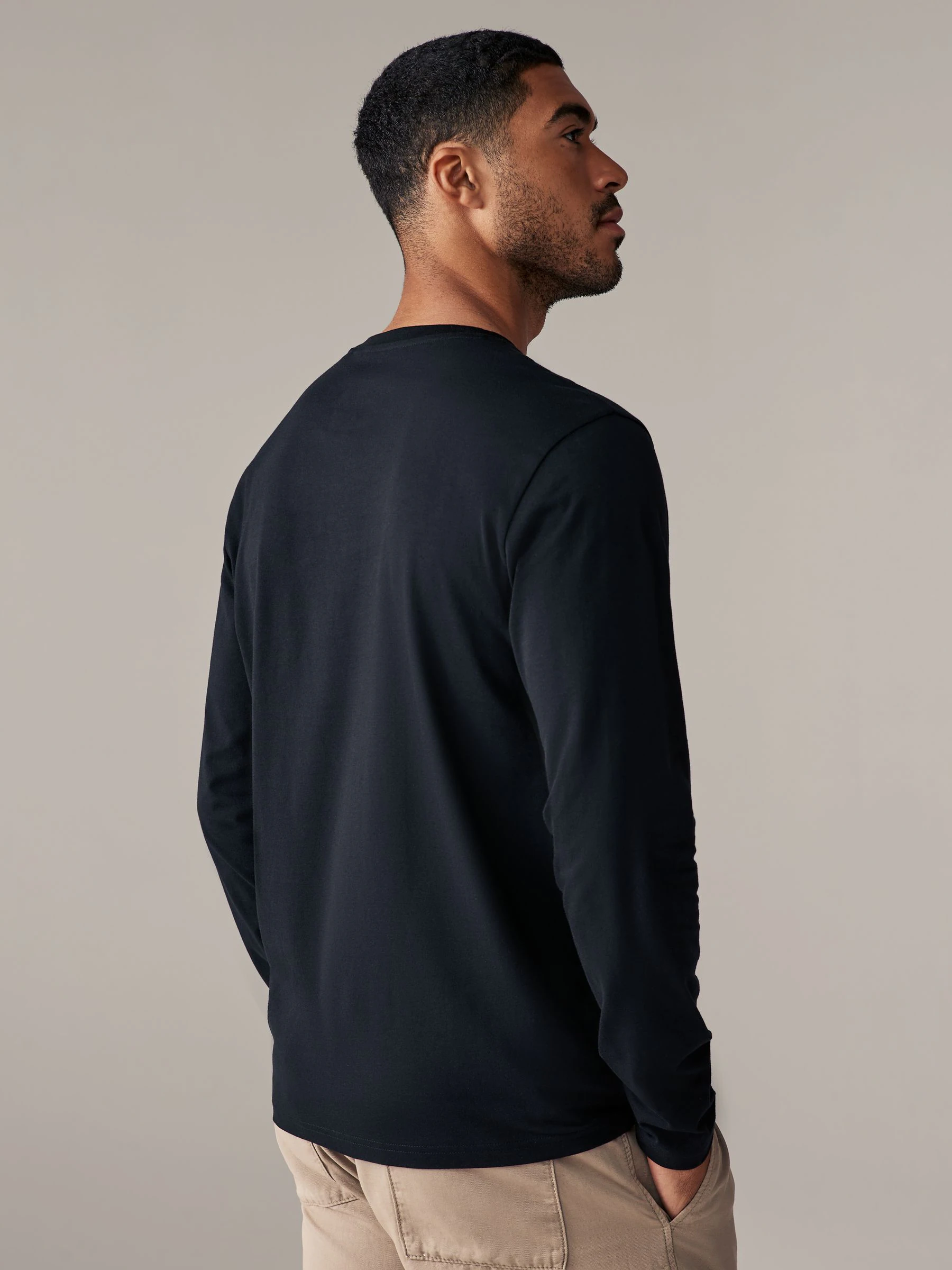 Zwart - Normale Pasvorm - T-shirt met lange mouwen en ronde hals