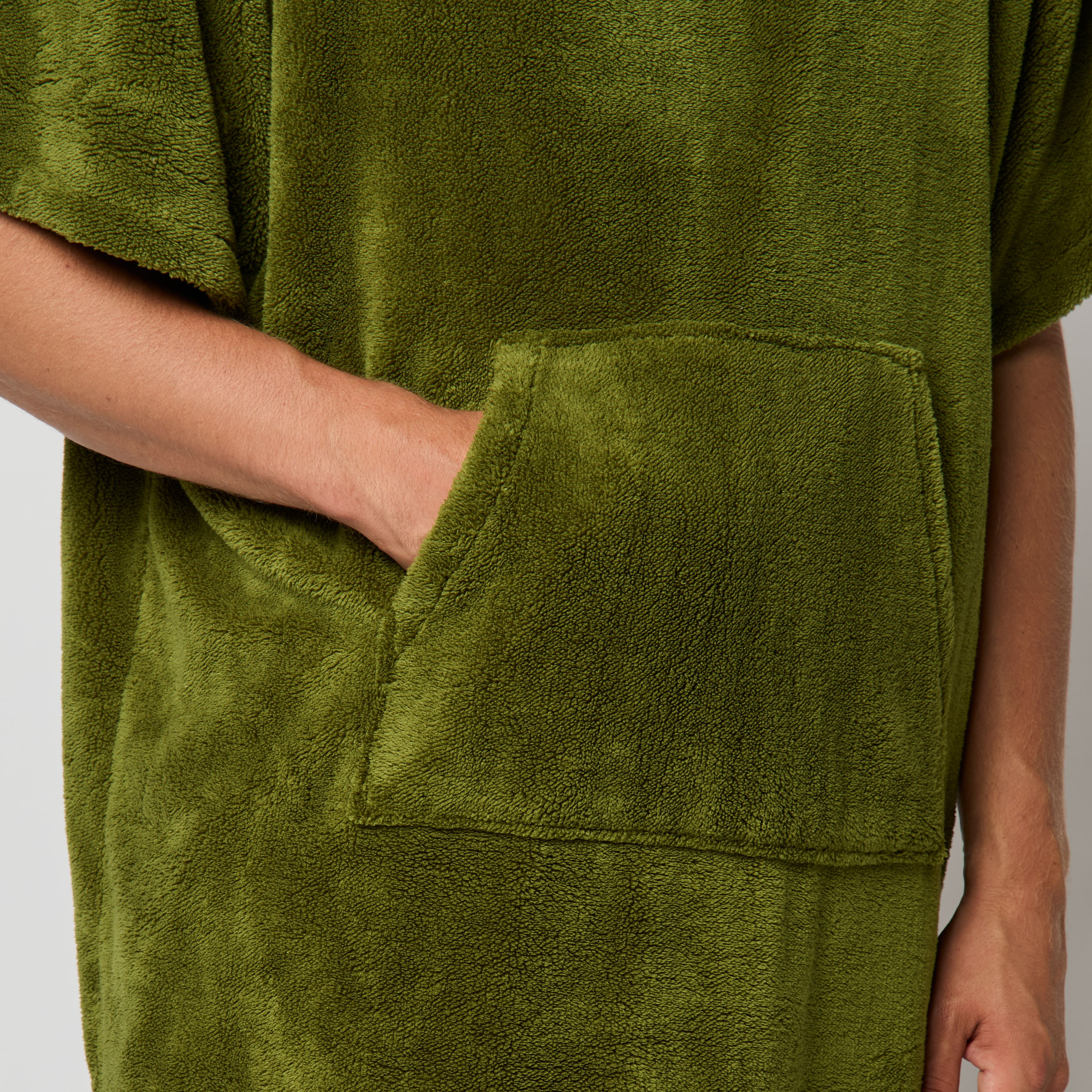 Mystic Poncho Teddy 2025 Moss