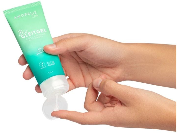 Amorelie Bio-Gleitgel Sensitiv 100 ml Gleitgel Sensitiv langanhaltende Geschmeidigkeit für sensible Haut