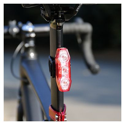 Éclairage Arrière Cateye ViZ300