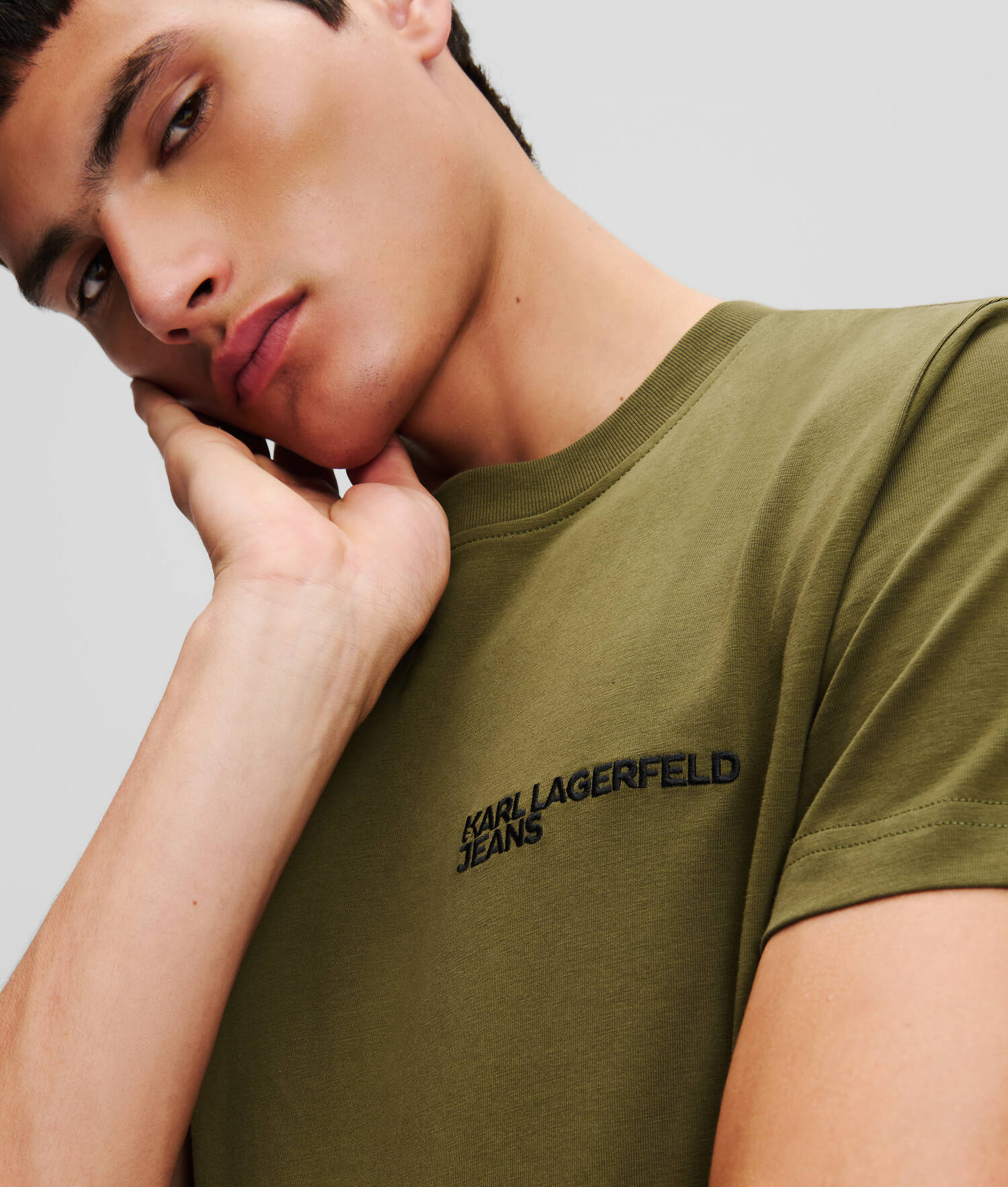 T-SHIRT AJUSTÉ AVEC LOGO KLJ