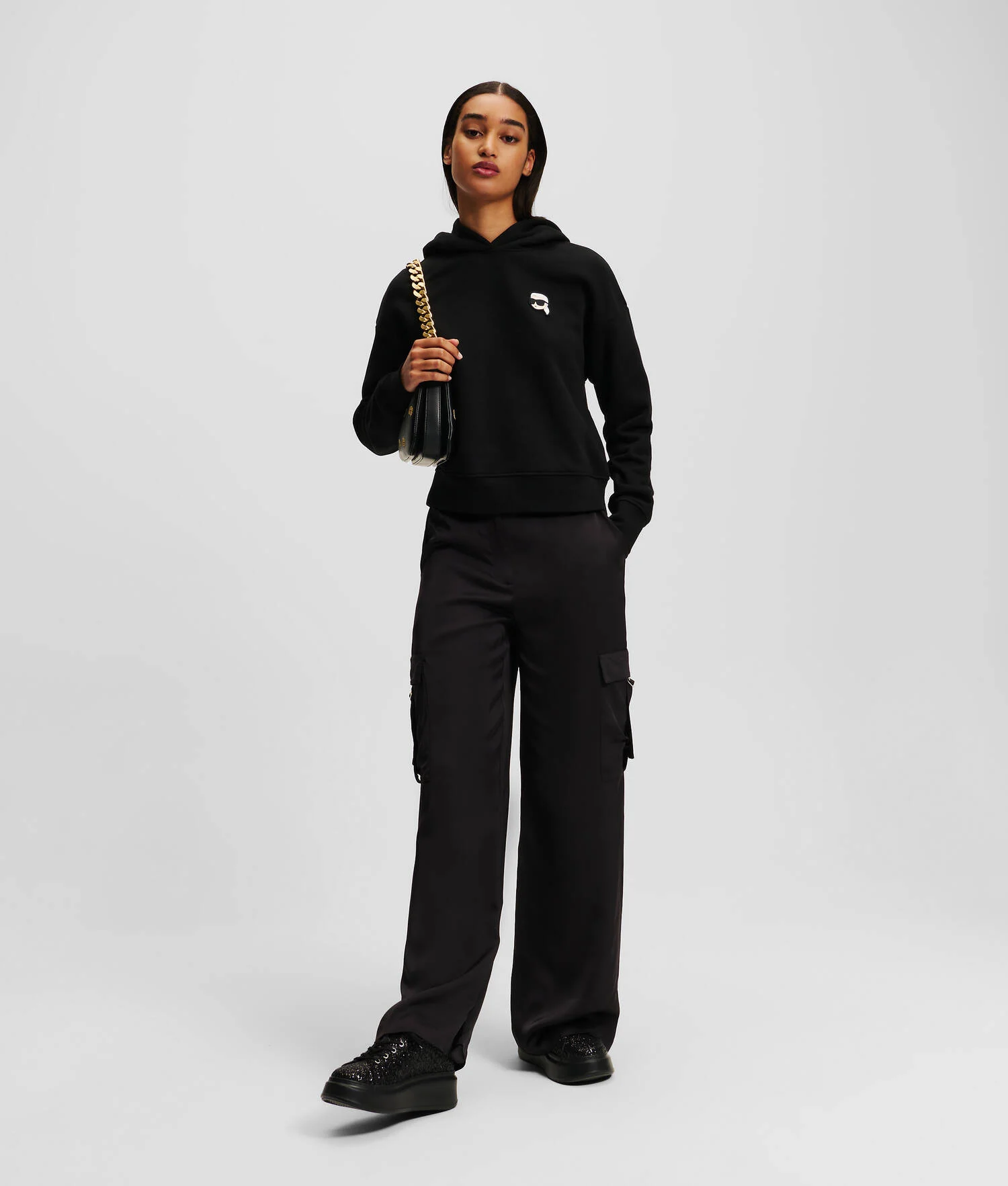 SWEAT À CAPUCHE AVEC ÉCUSSON K/IKONIK