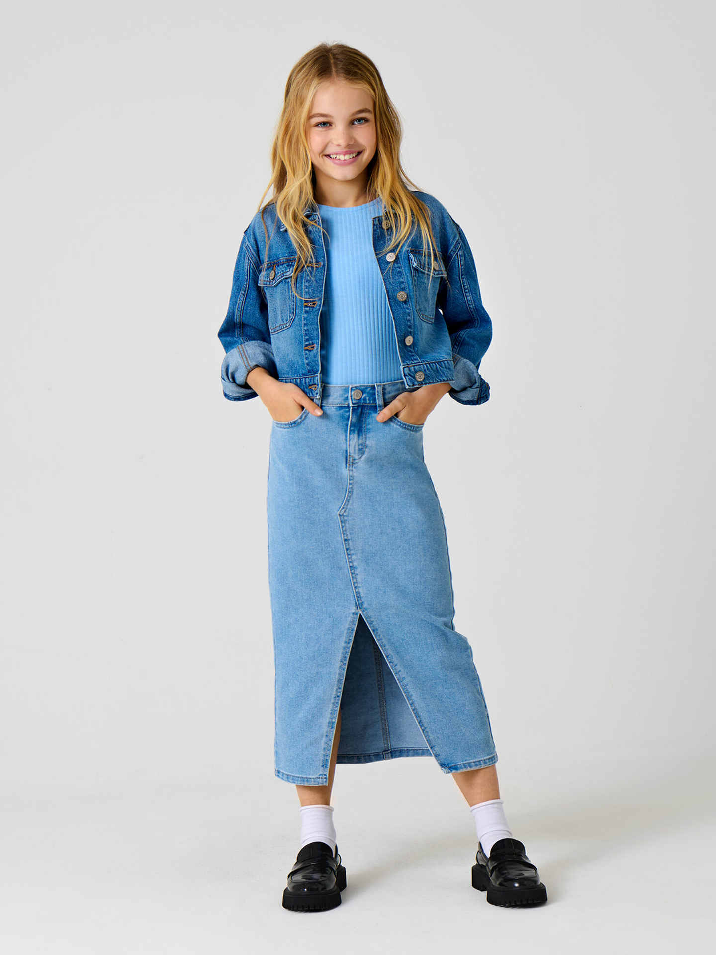 Siri Front Slit Skirt Denim Gua