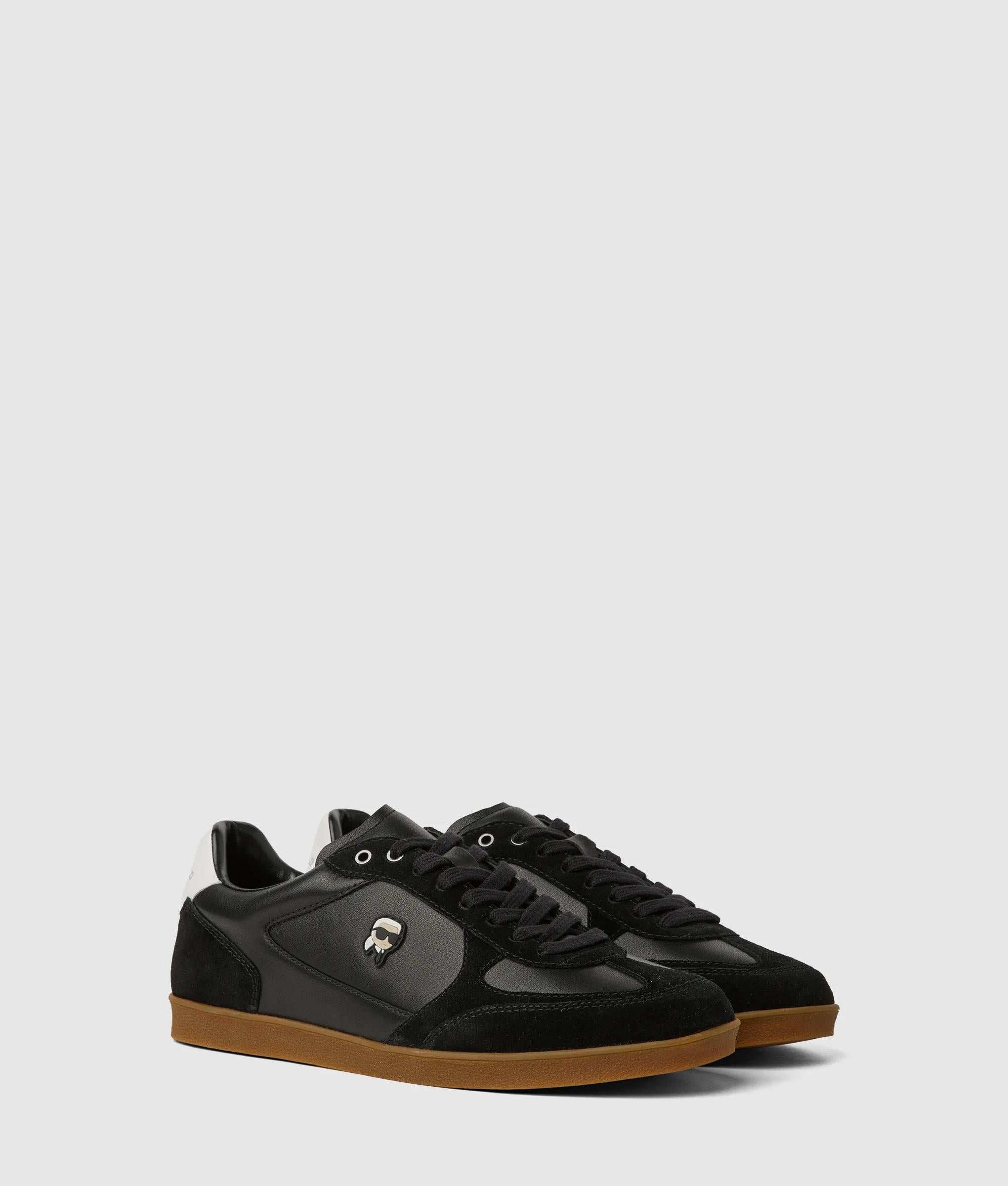 Ikon NFT Kandidate-sneakers