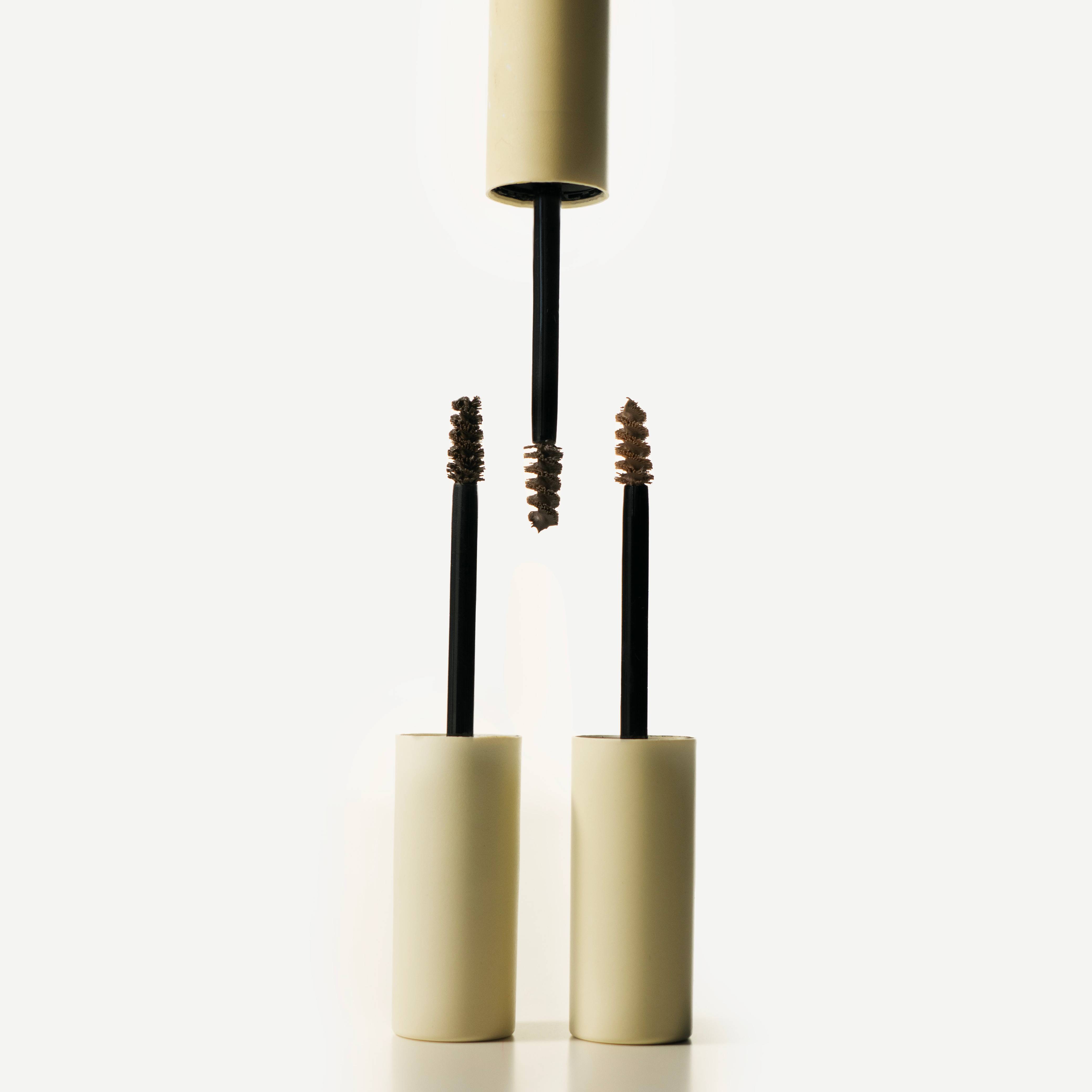 Gel fortifiant sourcils<br>Peptides de pois + Kératine végétale