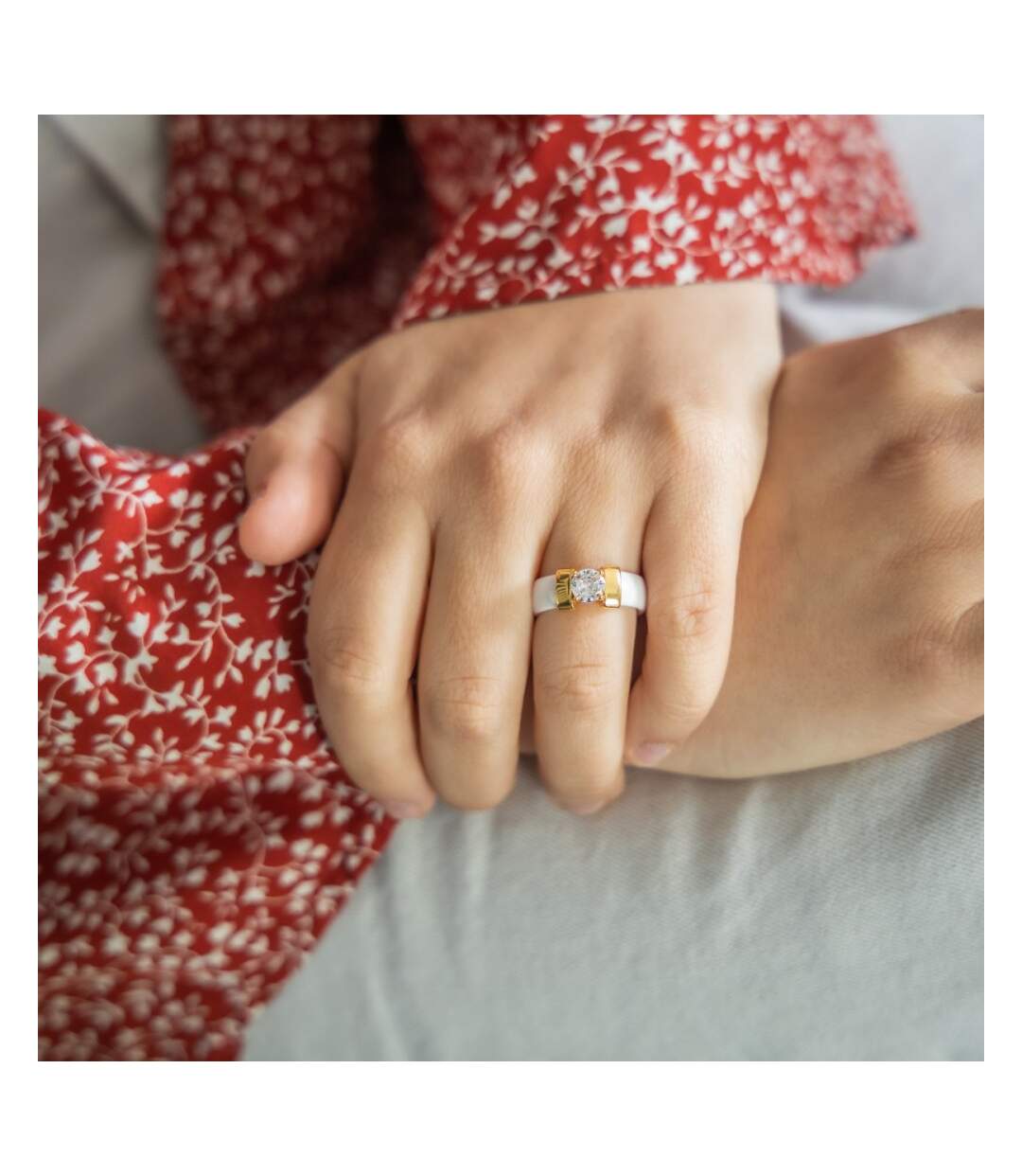 Sublime Coffret Bague Femme Céramique Ornée de Zirconium