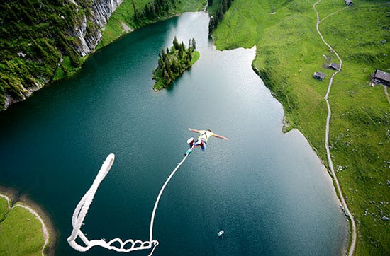 Bungee Jumping Interlaken als Erlebnisgeschenk