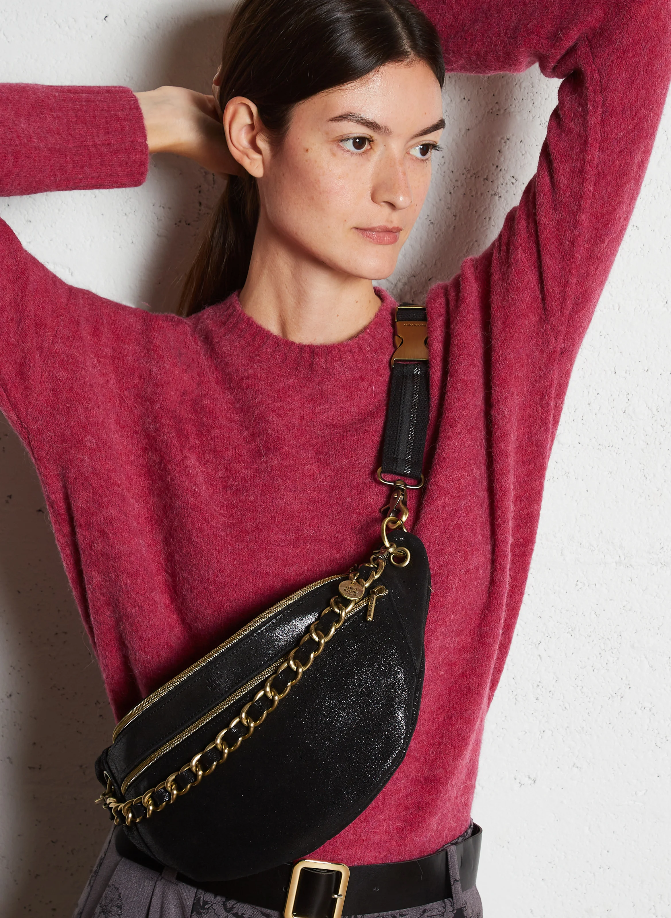 PETRA - Sac banane en cuir velours | Noir