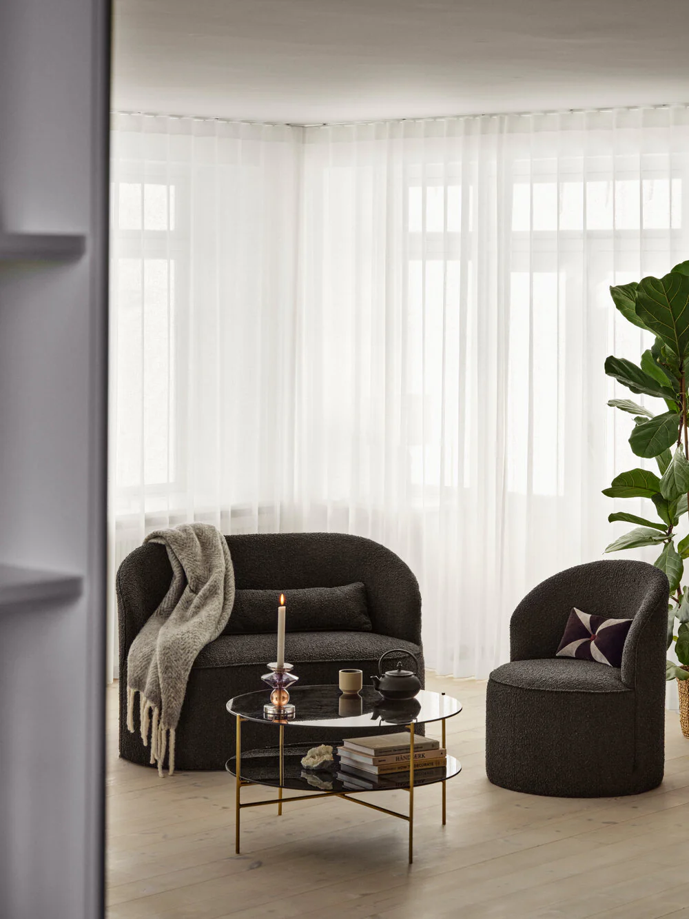 Cozy Living  Glass sofabord - Smoke/Antique Brass