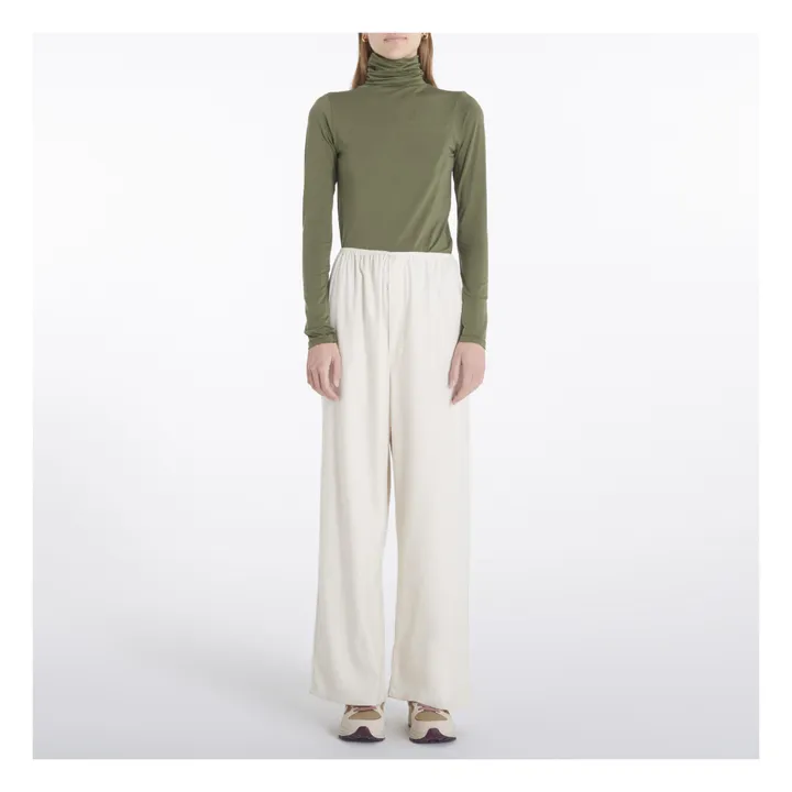 Baserange Pull Turtle Neck Bamboo Lyocell | Vert olive