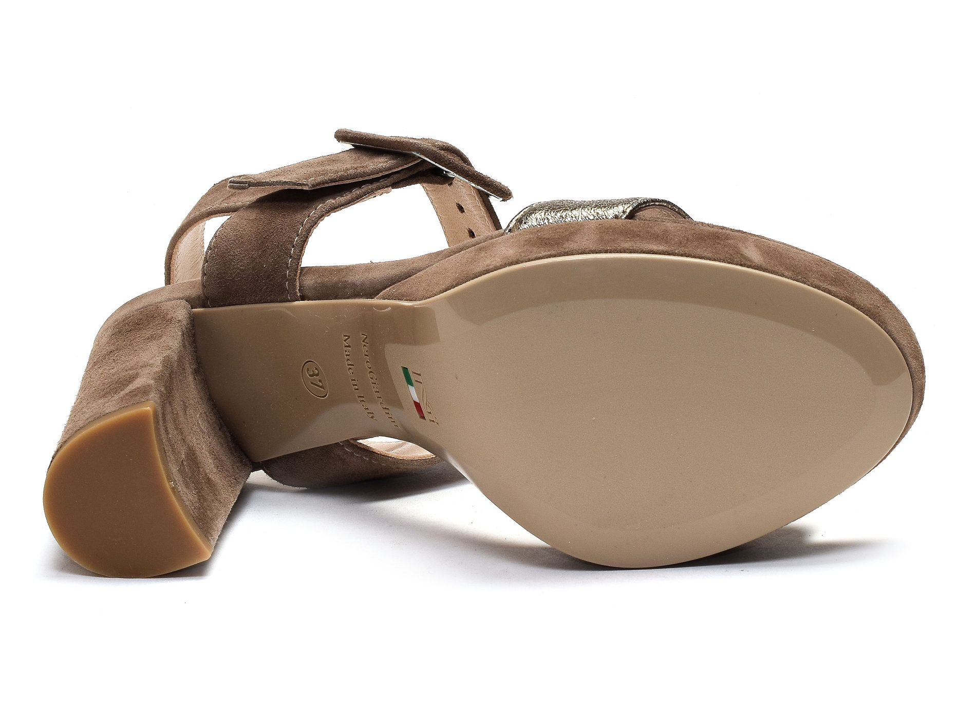 12200 taupe or