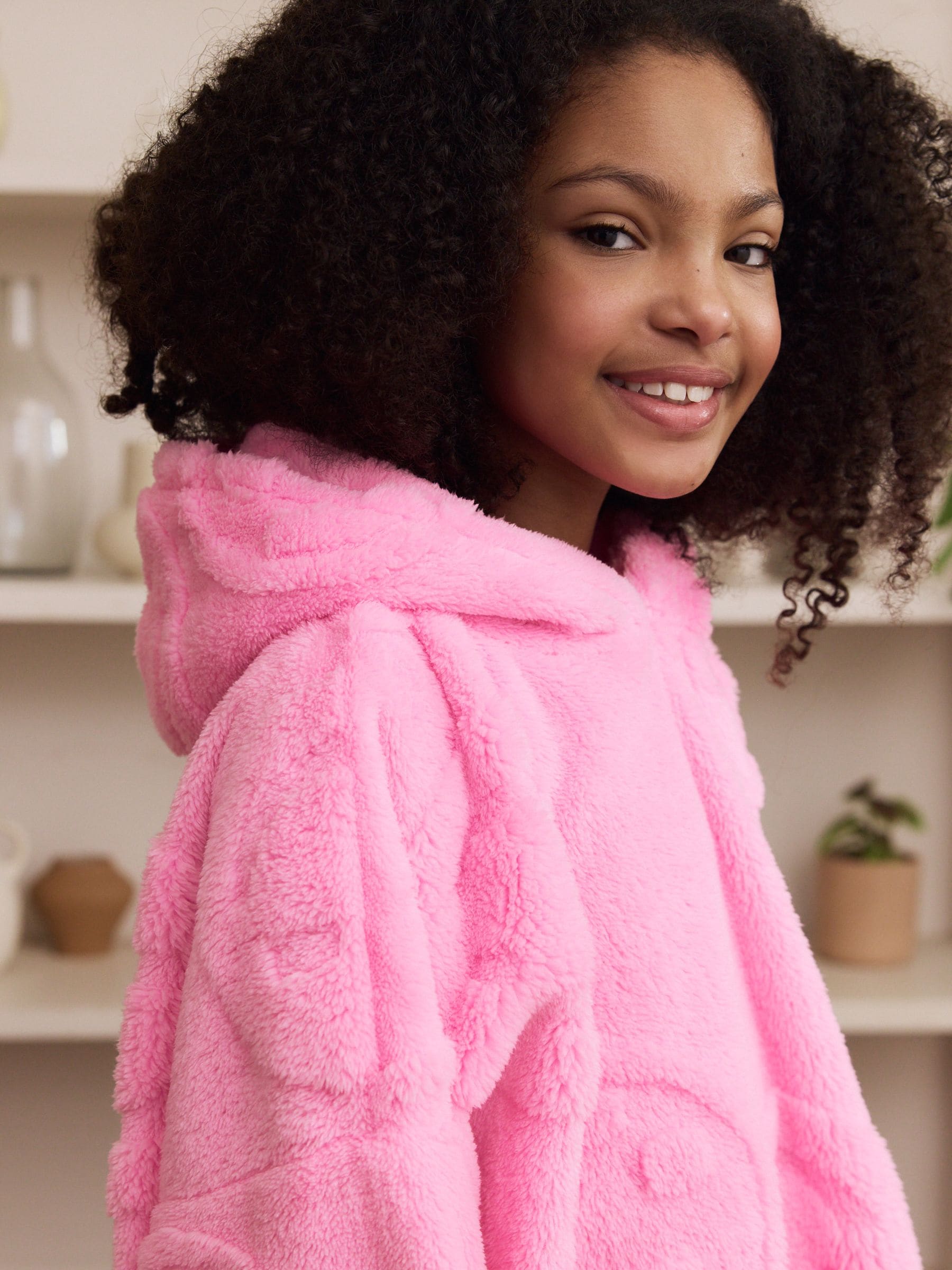 Roze - Jacquard fleecedeken met vrolijk gezicht, cropped en met capuchon (3-16jr)