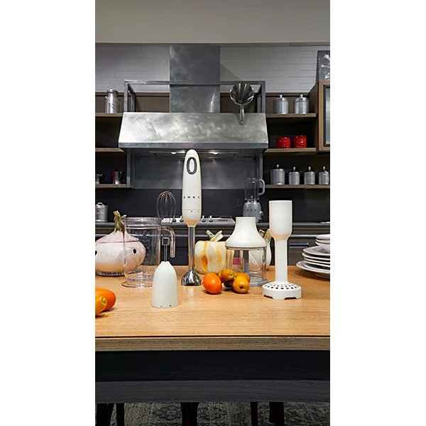 Mixeur plongeant avec accessoires 700 W HBF22RDEU crème Smeg