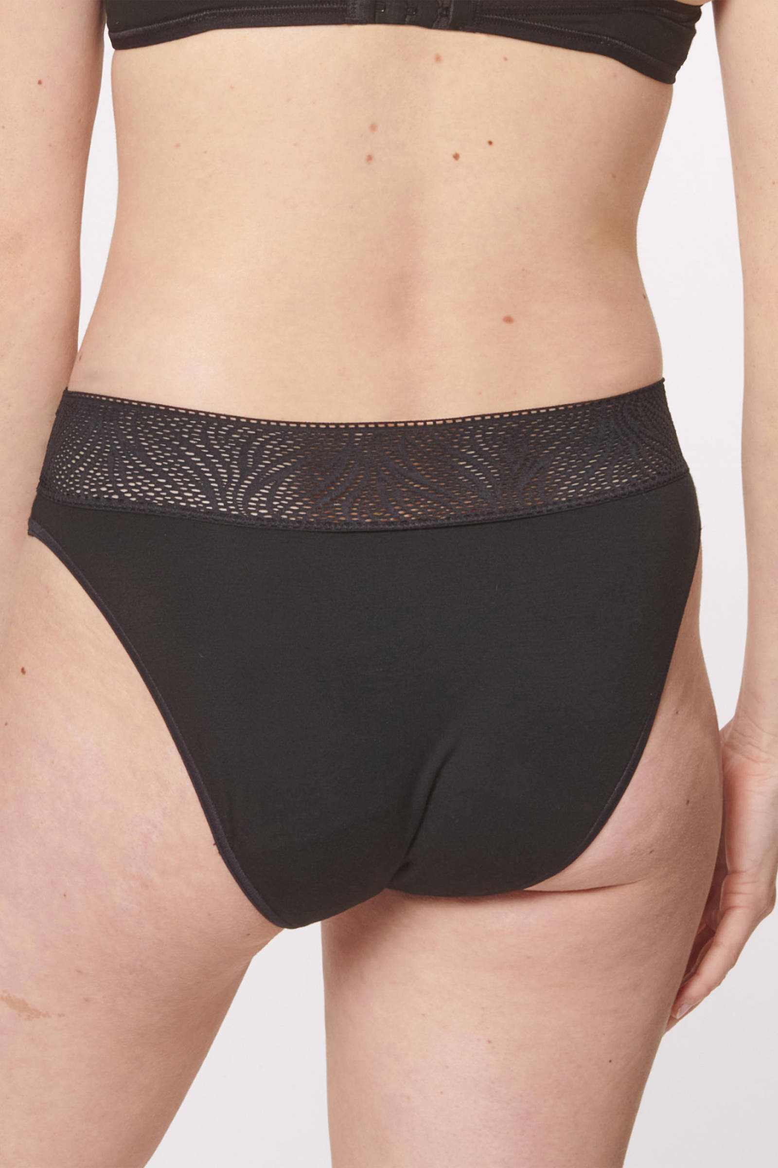 Sloggi menstruatieslip Tai Medium zwart