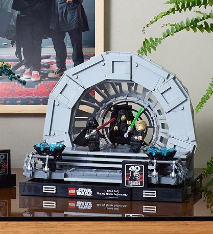 LEGO? Star Wars - Diorama Med Kejserens Tronsal 75352 - 807 Dele