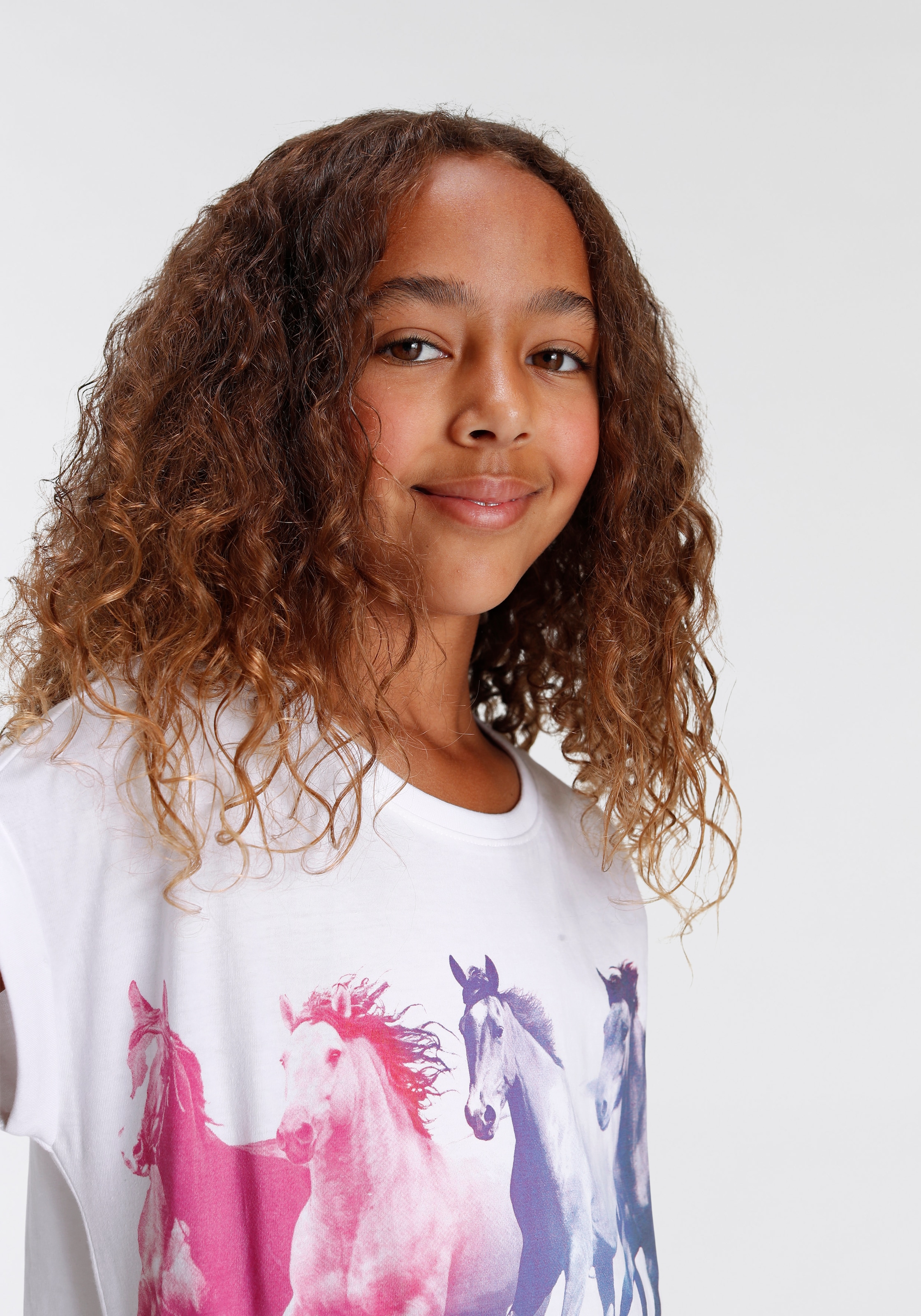 KIDSWORLD T-Shirt »Pferde«, Kurzarm,  bedruckt,  Rundhalsausschnitt,  aus Baumwolle
